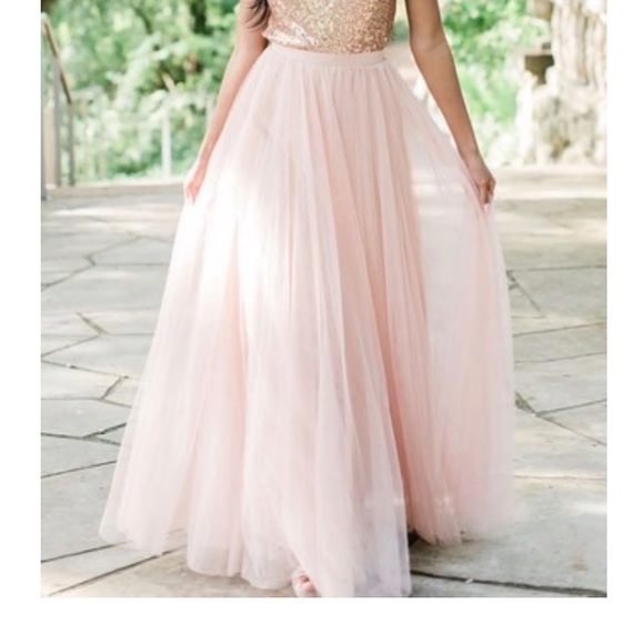 A petite length Revelry ‘Skylar’ tulle skirt. - Picture 2 of 2